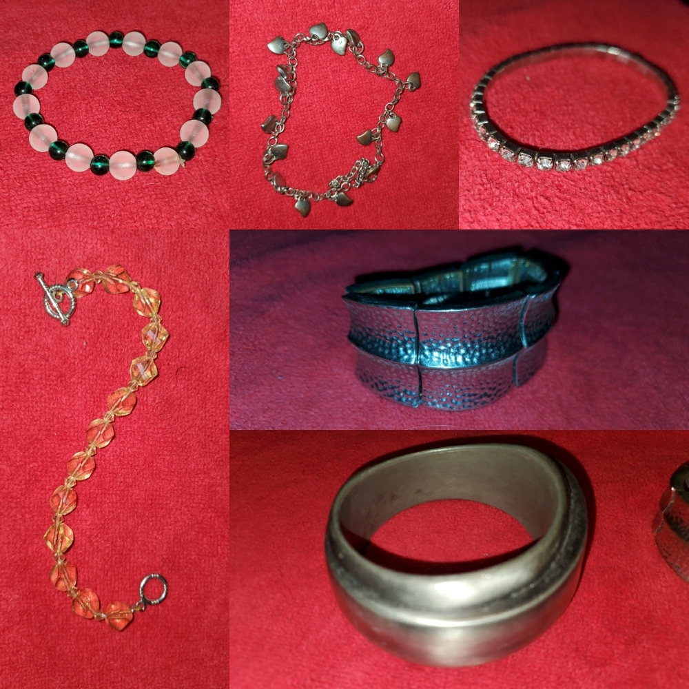 Assorted Jewlery - Picture 5 of 8